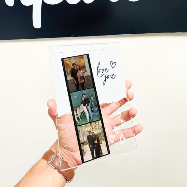 7_1691323f-101c-418a-bb5b-840d820a6a78 Valentines love frame