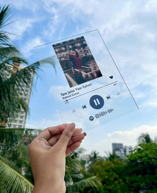 Tere_jaisa_yar_kahan_Spotify_Frame_295b6439-707a-4d54-99be-852c5dd49fb9 Spotify Frame 2